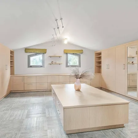 Villa Elegio *