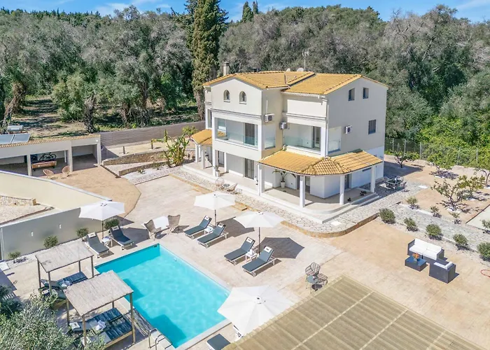 Elegio Villa *